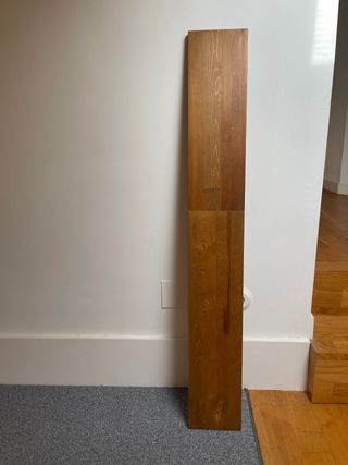 Estante de madera largo