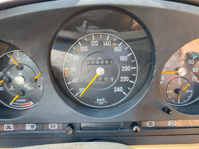 Mercedes-Benz  SL 1983