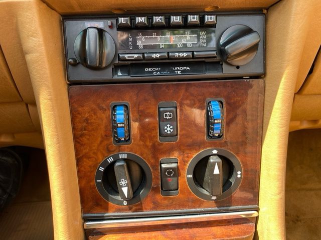 Mercedes-Benz  SL 1983