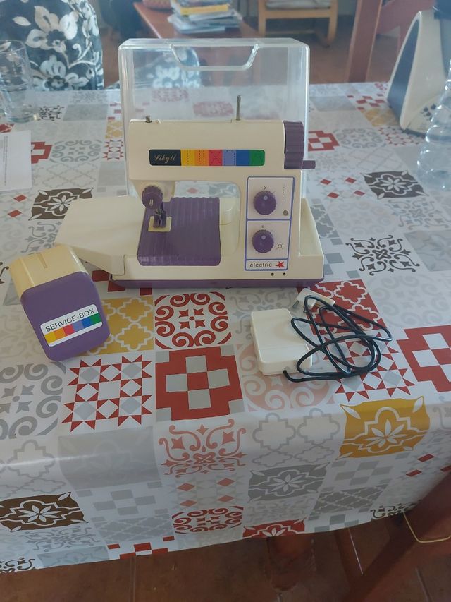 Máquina de costura de brinquedos