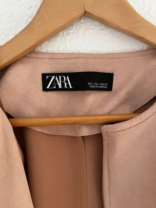Chaqueta zara