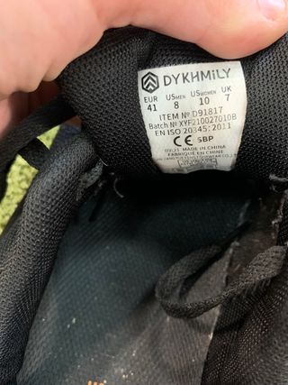 Zapatos de seguridad transpirable.