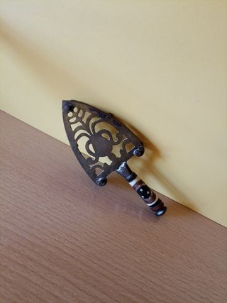 Ornamento in metallo