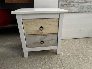 Cabecero y mesitas dormitorio matrimonio