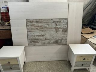 Cabecero y mesitas dormitorio matrimonio