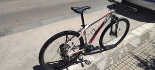 Bicicleta montaña SPECIALIZED HARDROCK Talla M.