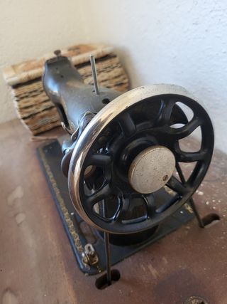SINGER MAQUINA COSER