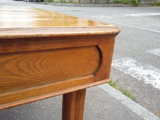 Tavolo liberty in legno di castagno