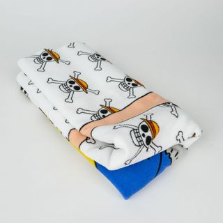 Toalla One Piece microfibra Tamaño: 70x140cm.