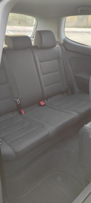 Volkswagen Golf 2004