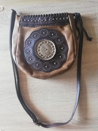 Bolso marrón cuero sintético