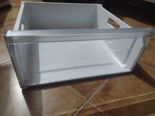 Bandejas y cajones frigorifico BOSCH KGN39XW32