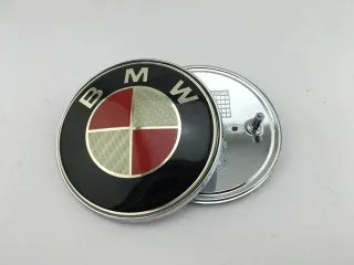 Emblema capot BMW rojo-plata carobono 82mm R.1722