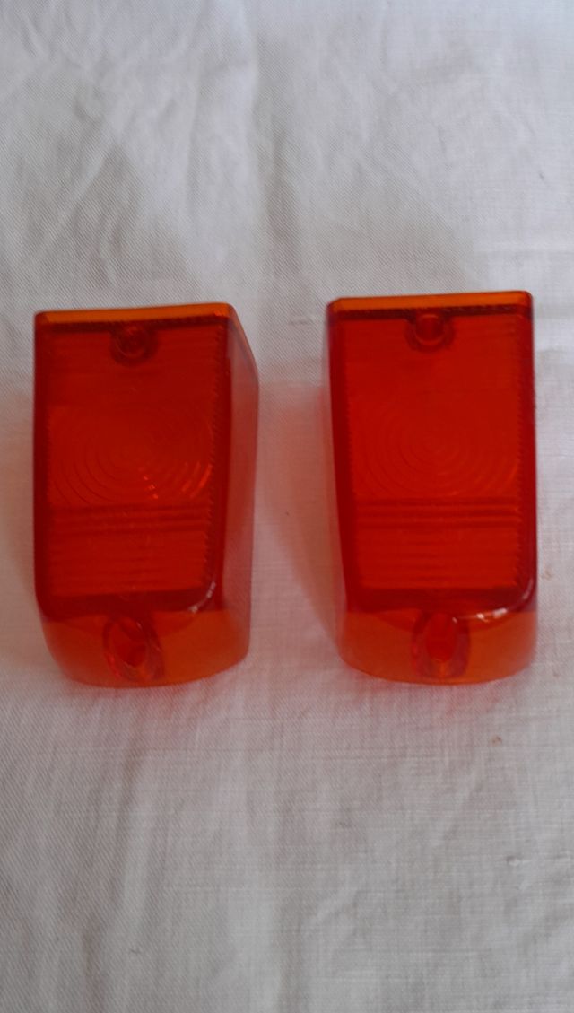 Plastiche fanali post. Carello Lancia Appia 
