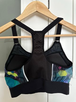 Sujetador deportivo de Primark (talla S)