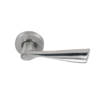 PUERTA BARI PLUS+CERRADURA+TIRADOR+JAMBAS+MOLDURAS