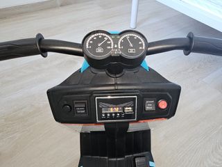 Moto eléctrica niño
