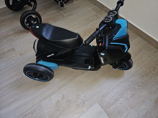 Moto eléctrica niño