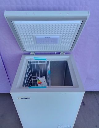 🟪 HT -  Arcón Congelador Capacidad 93 Lts