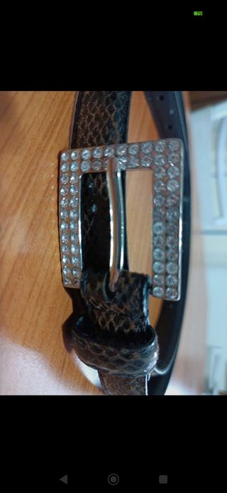 Cintura vera pelle e fibbia brillantini 