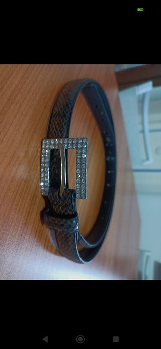 Cintura vera pelle e fibbia brillantini 