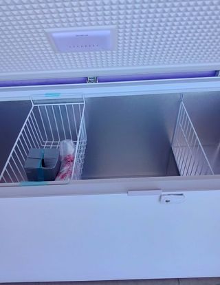 🟪 HT -  Arcón Congelador Capacidad 488 Lts