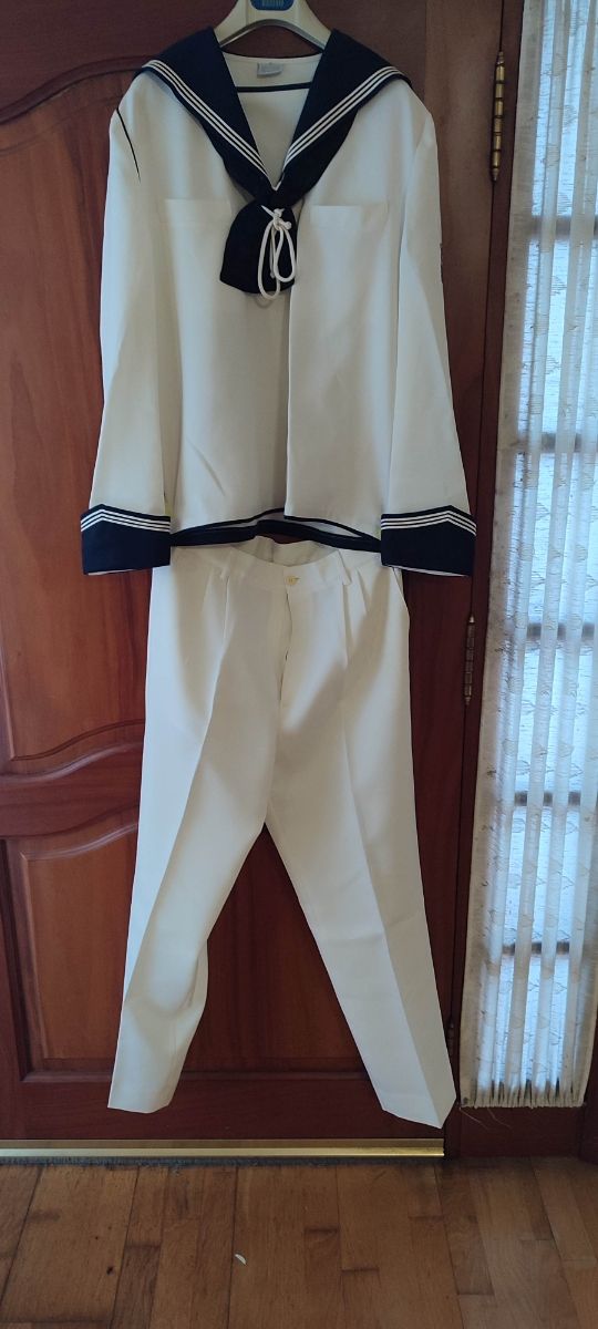 Traje.  primera comunión Talla especial