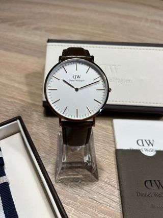 Reloj Daniel Wellington, original con facutra