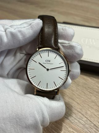 Reloj Daniel Wellington, original con facutra