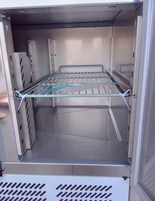 🟪 HT -  Mesa Fría Ref. 3 Puertas