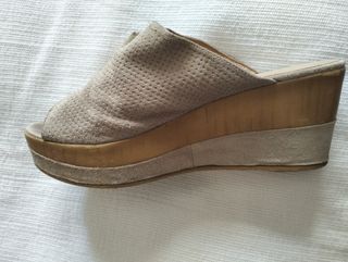 Zuecos de mujer Marca Gadea