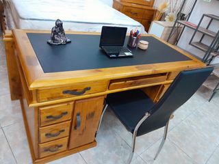 escritorio de oficina de pura madera