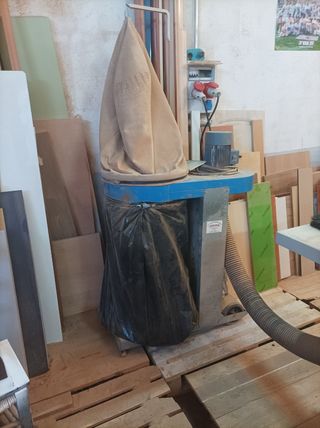 Alquiler taller de carpintería madera 