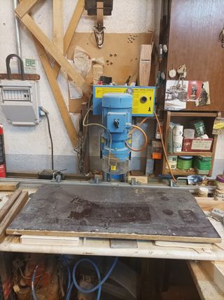 Alquiler taller de carpintería madera 