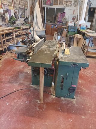 Alquiler taller de carpintería madera 