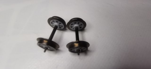 Ejes de rueda de tren H0