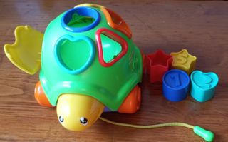 CONJUNTO DE ACCESORIOS Y JUGUETES PARA BEBÉS