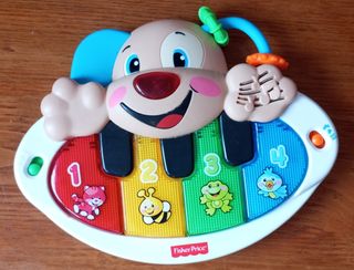 CONJUNTO DE ACCESORIOS Y JUGUETES PARA BEBÉS