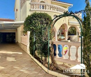 Casa pareada en venta en Empuriabrava en Castelló d´Empúries