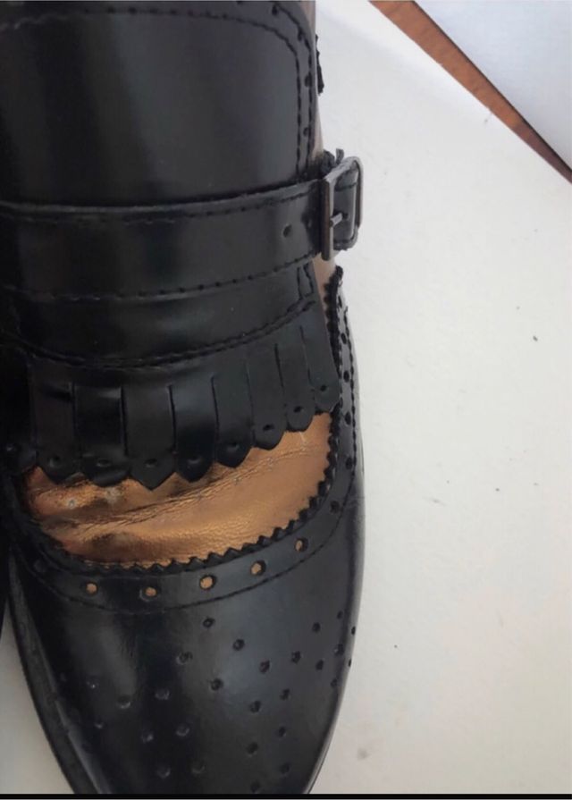 Scarpa in pelle modello Oxford