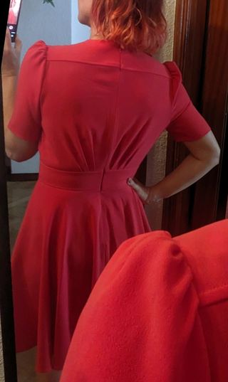 Vestido estilo pin-up Tara Jarmon color frambuesa