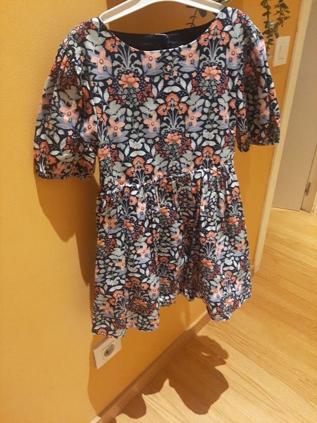 Vestido tela eventos niña