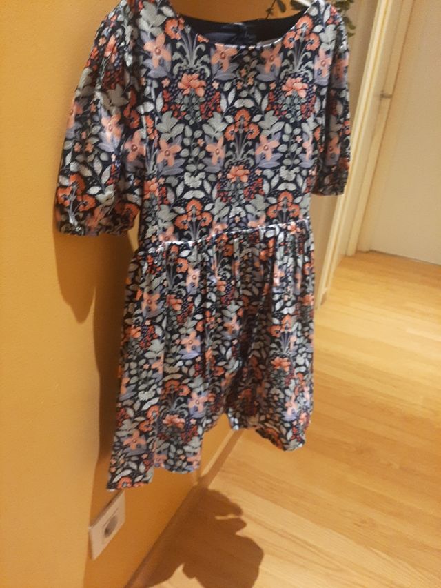 Vestido tela eventos niña