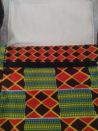 Bolso bandolera africano