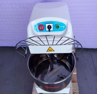 🟪 HT -  Amasadora Espiral 10 Litros