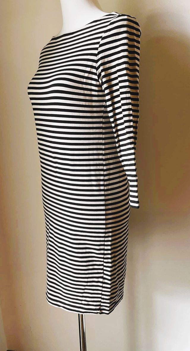 Carinissimo abito H&M Tg S righe bianco-nero nuovo