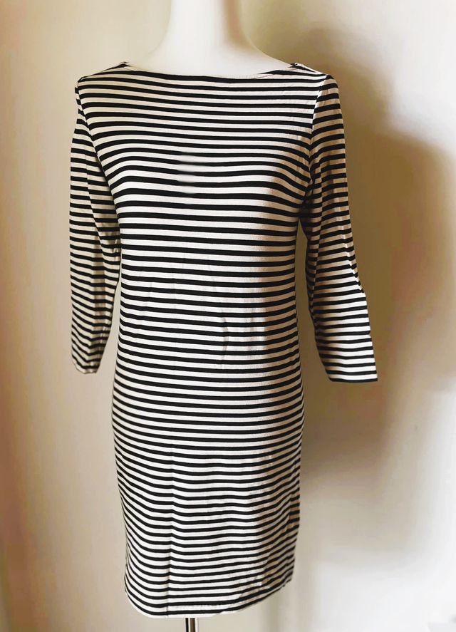 Carinissimo abito H&M Tg S righe bianco-nero nuovo