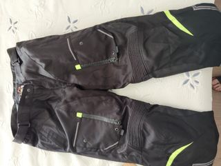 Pantalón moto