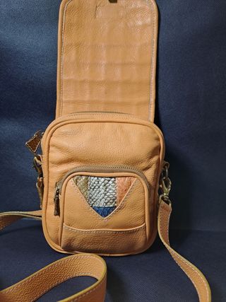 Bolso unisex en auténtica piel, 