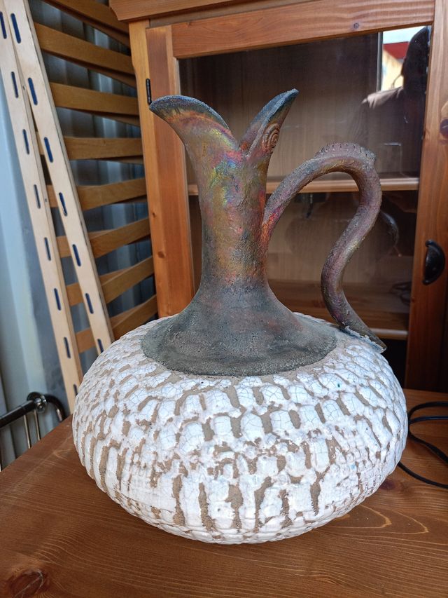 Vasi antichi vetrificati 